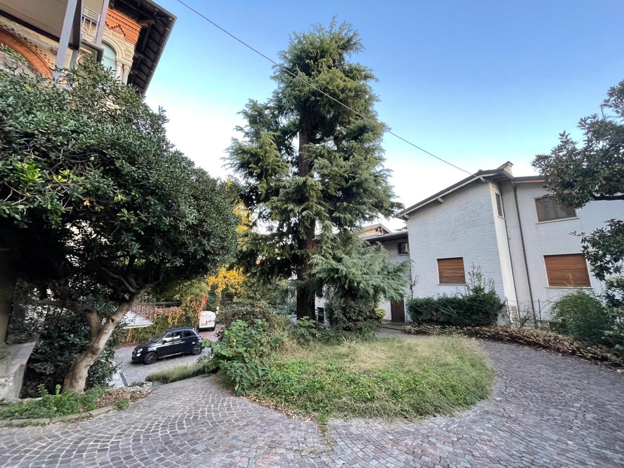 Bg Central Royal Suite Con Parcheggio - Vista Citta Alta Bergamo Exterior photo